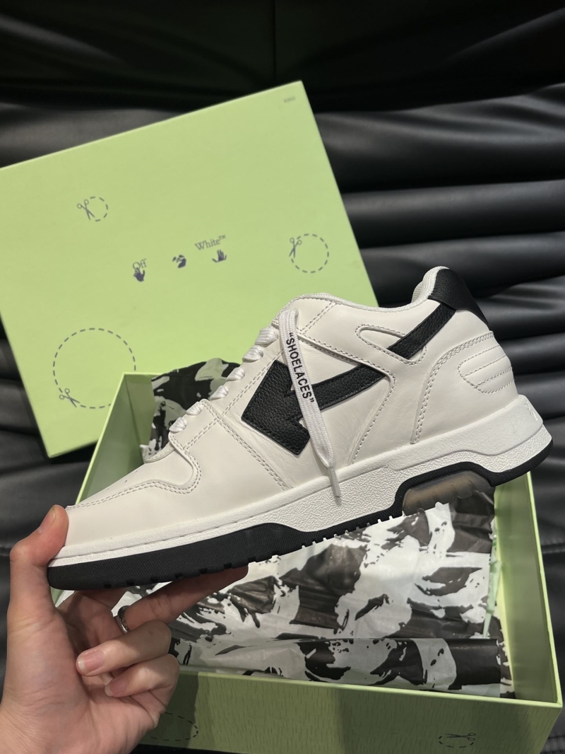 Off-White Sneakers